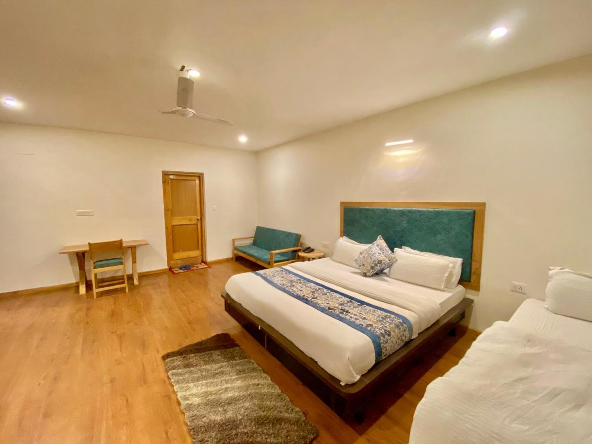 לה Hotel Palam Hills מראה חיצוני תמונה