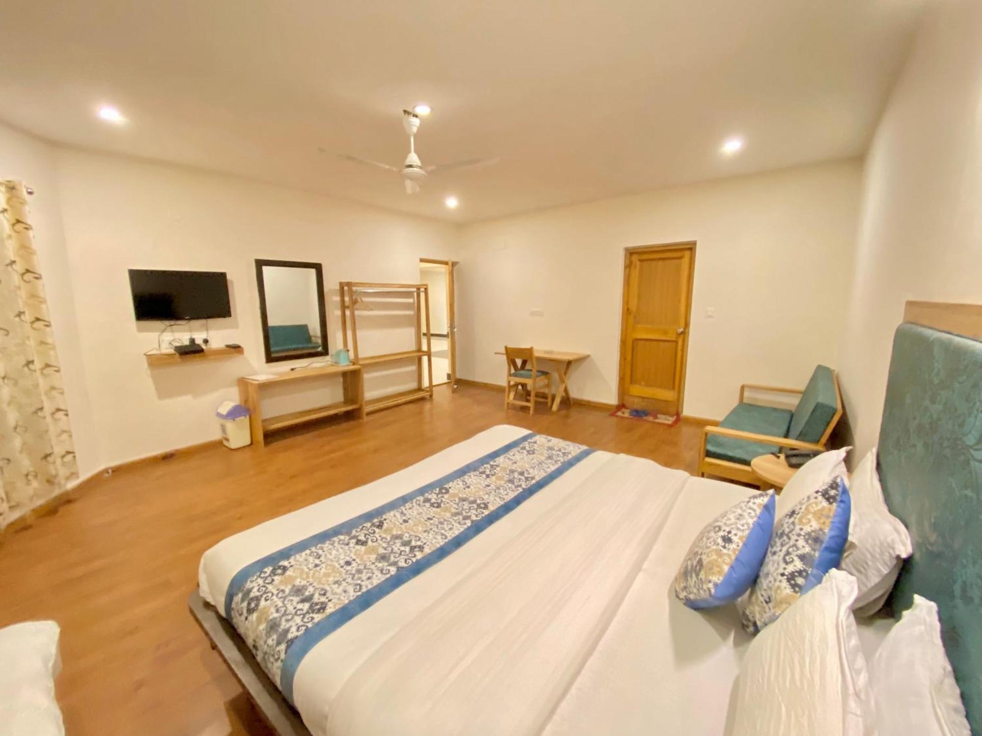 לה Hotel Palam Hills מראה חיצוני תמונה