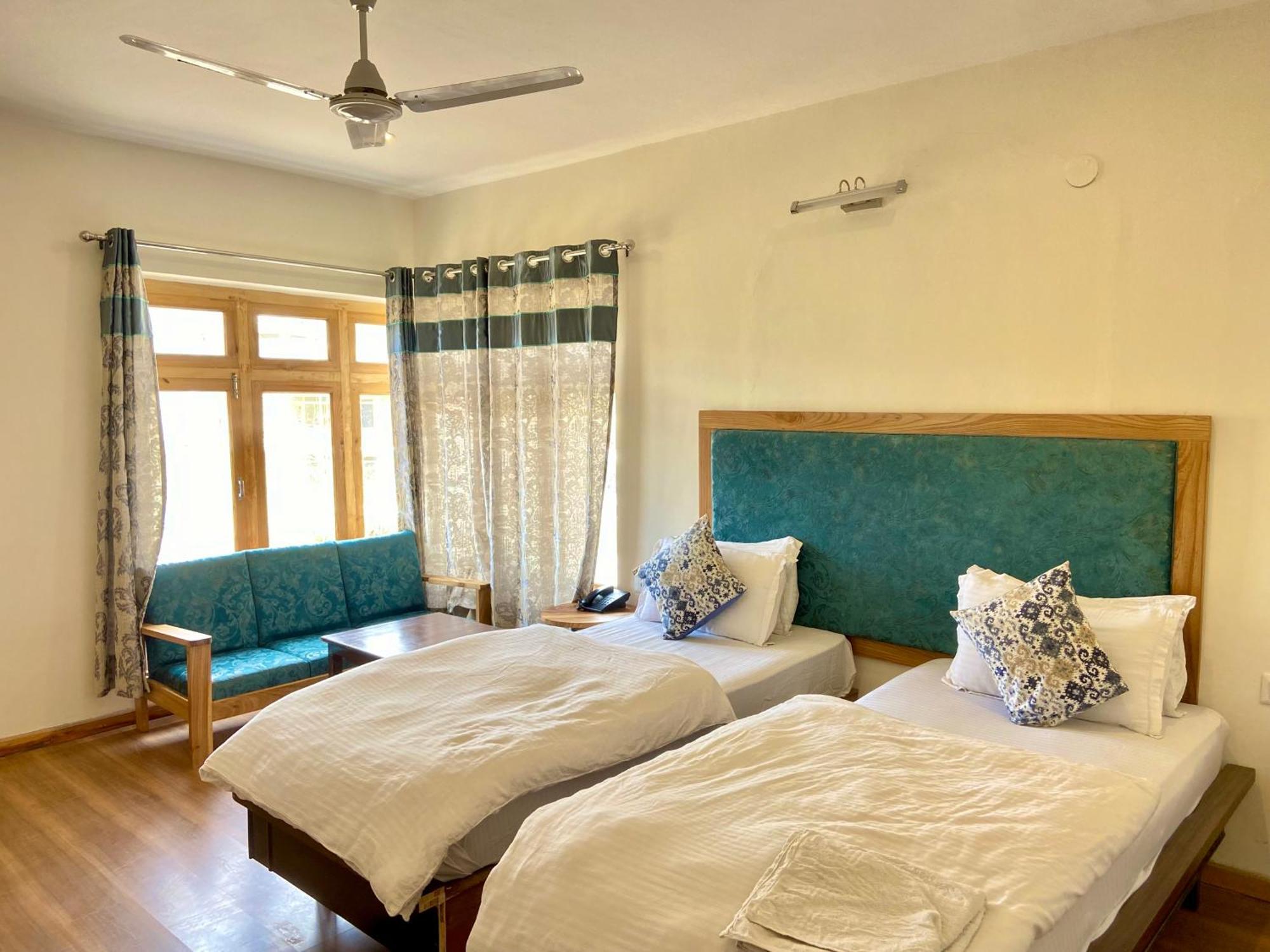 לה Hotel Palam Hills מראה חיצוני תמונה